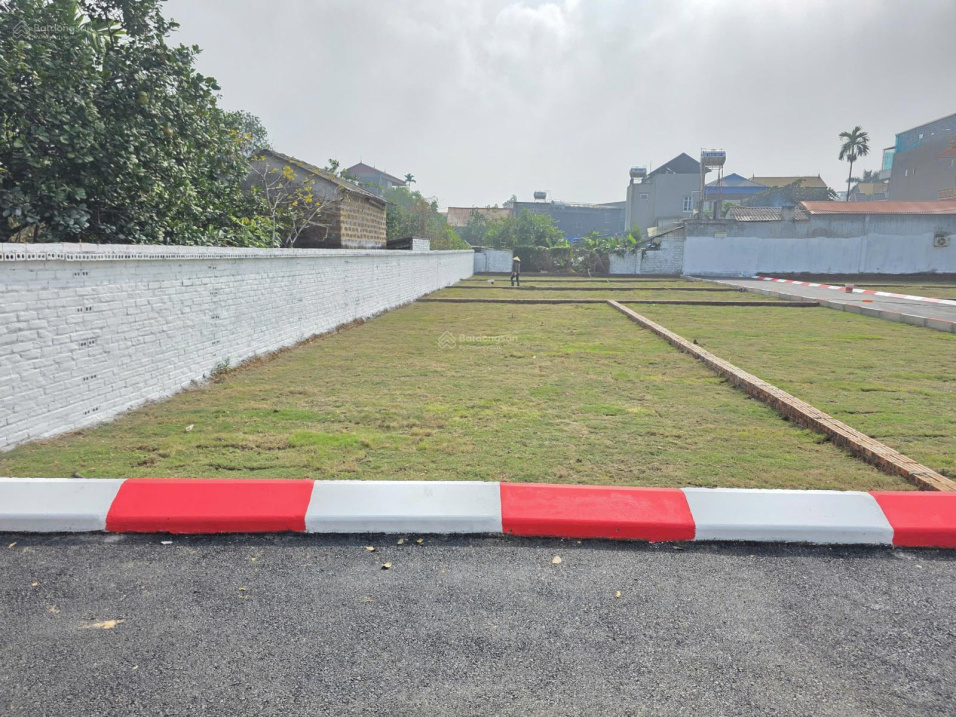 Chính chủ bán gấp 100m2 giá 1,8 tỷ phun thổ cư tại trường Sỹ Quan Lục Quân