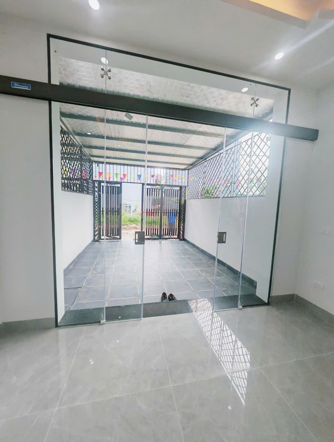 CHÍNH CHỦ CHO THUÊ NHÀ MỚI XÂY GẦN KĐT ĐÔ NGHĨA, HUYỆN QUỐC OAI, HÀ NỘI – NHÀ ĐẸP -