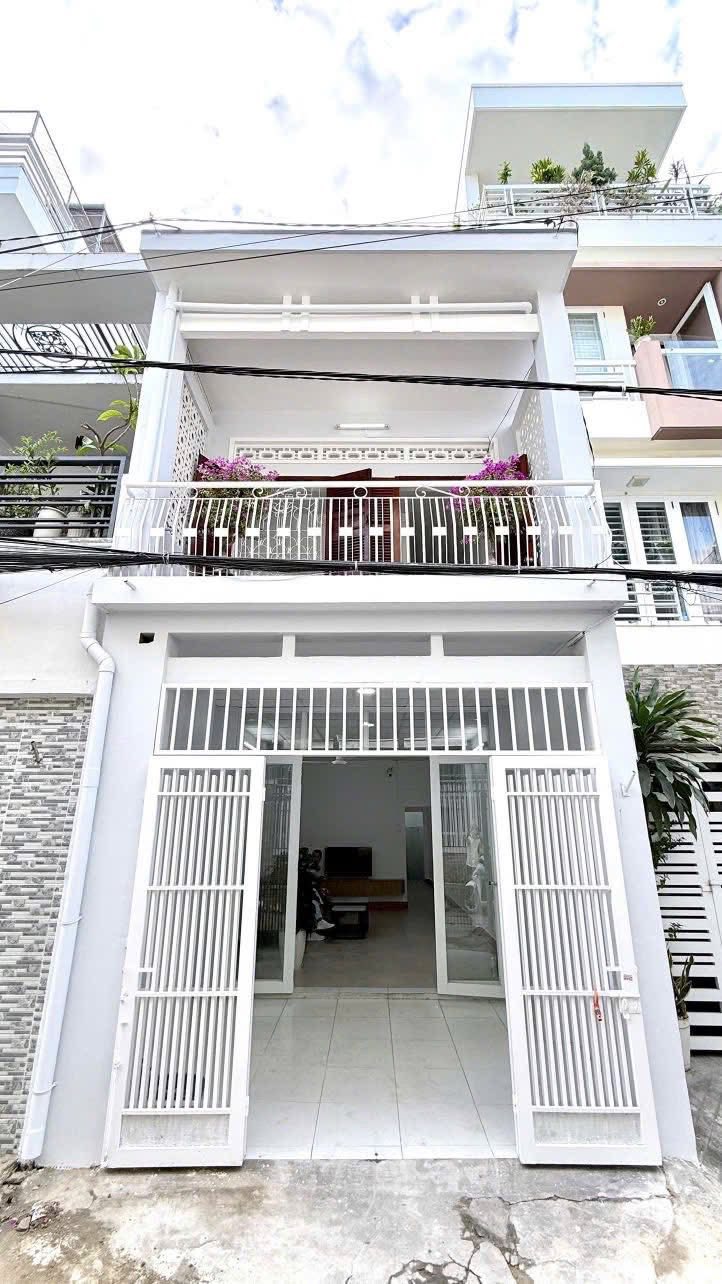 BÁN NHÀ TRUNG TÂM NHA TRANG – ĐƯỜNG Ô TÔ Giá chỉ 5,5 TỶ – hiếm tầm tiền
