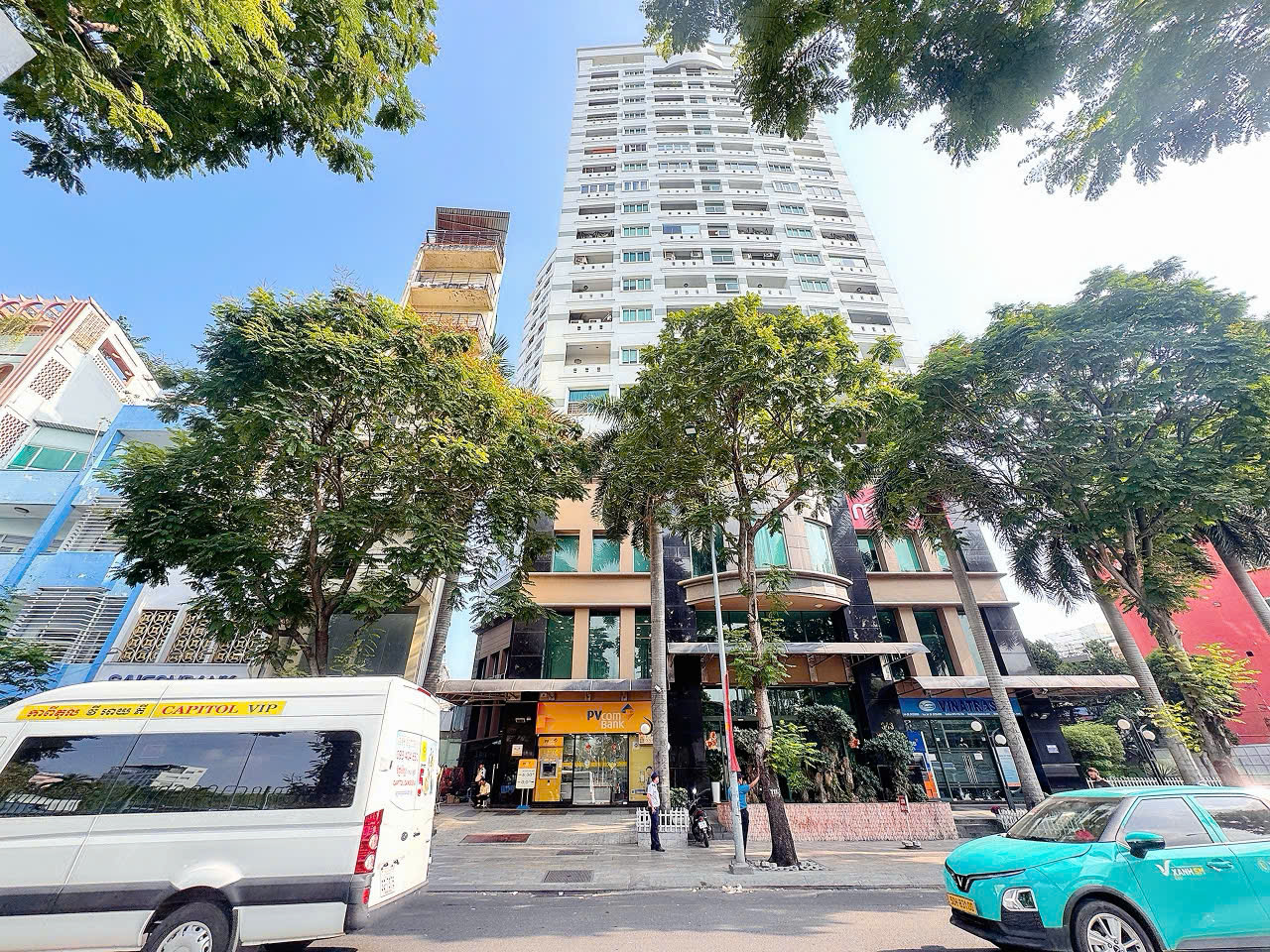 BÁN SIÊU PHẨM TÒA NHÀ INTRENATIONAL PLAZA Đ.PHẠM NGŨ LÃO, QUẬN 1- DT 822M2 NGANG 27M*30M- HDT ĐỀU 198 TRIỆU/TH- 0938676685 GIANG GIANG- KHU HIẾM BÁN