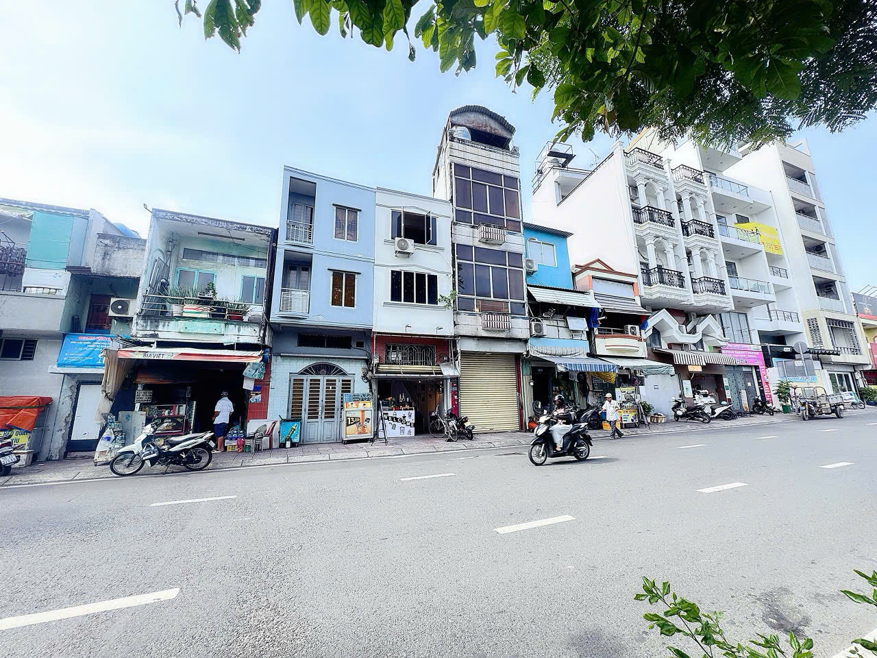 CHÍNH CHỦ 1 ĐỜI CẦN BÁN NHÀ NGANG 25M*11M - MẶT TIỀN KD Đ.HOÀNG SA, QUẬN 3 - PHÙ HỢP XÂY BUILDING VP - KHÁCH SẠN * LH GIANG GIANG: 093.86.76.685