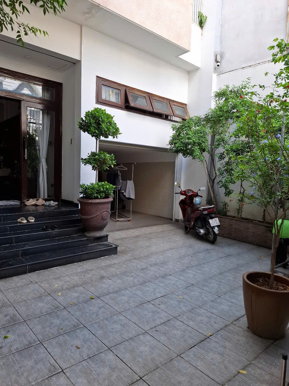 BIỆT THỰ MINI NGHỈ DƯỠNG NGAY TRUNG TÂM TÂN BÌNH – CÓ HẦM XE, GIẾNG TRỜI – GIÁ 28.5 TỶ
