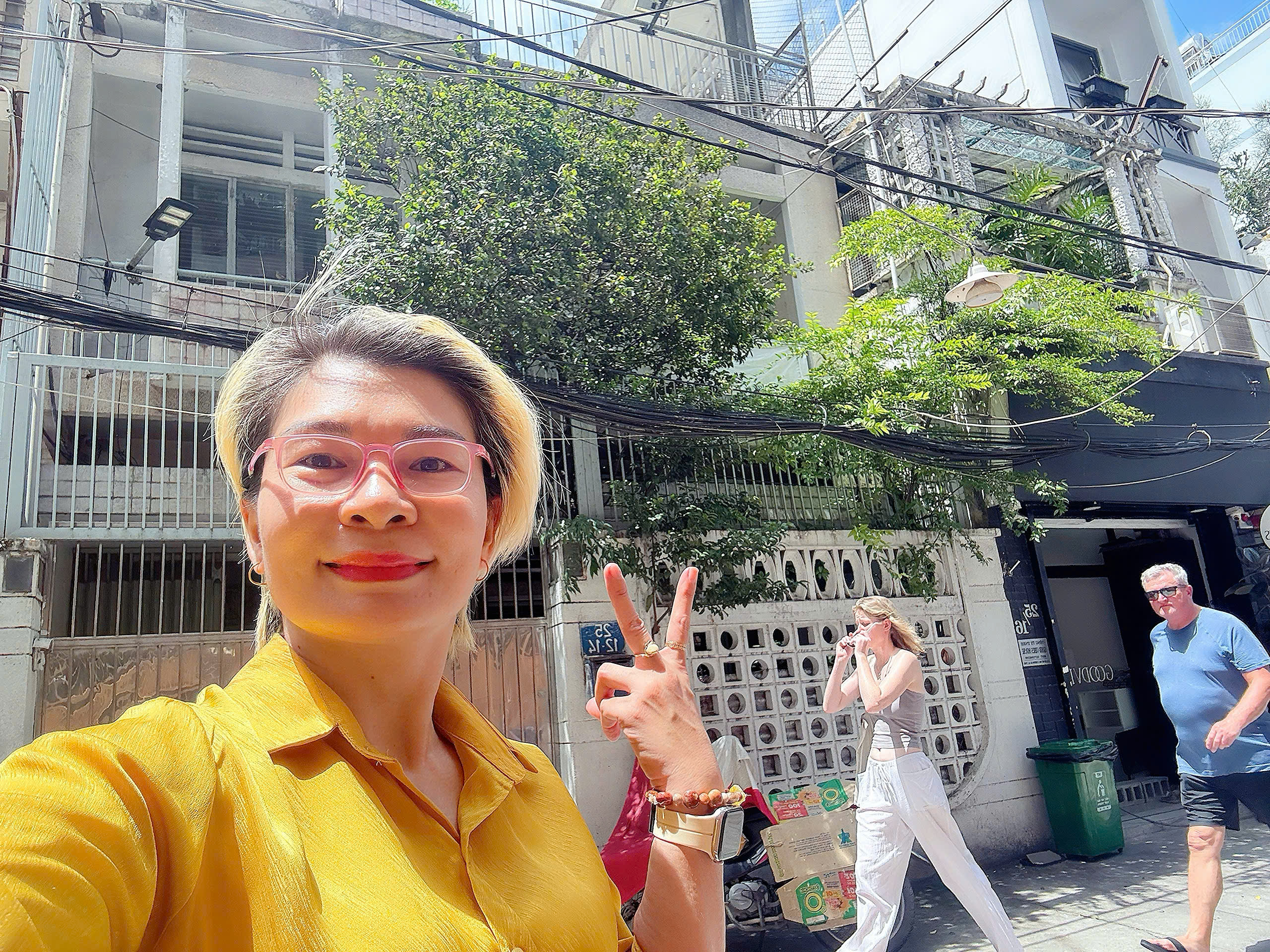 BÁN NHÀ 3 TẦNG XE HƠI NGỦ TRONG NHÀ Đ.TÔN THẤT TÙNG, QUẬN 1 - NGANG HIẾM 7M*19M * LIÊN HỆ GIANG GIANG: 0938676685
