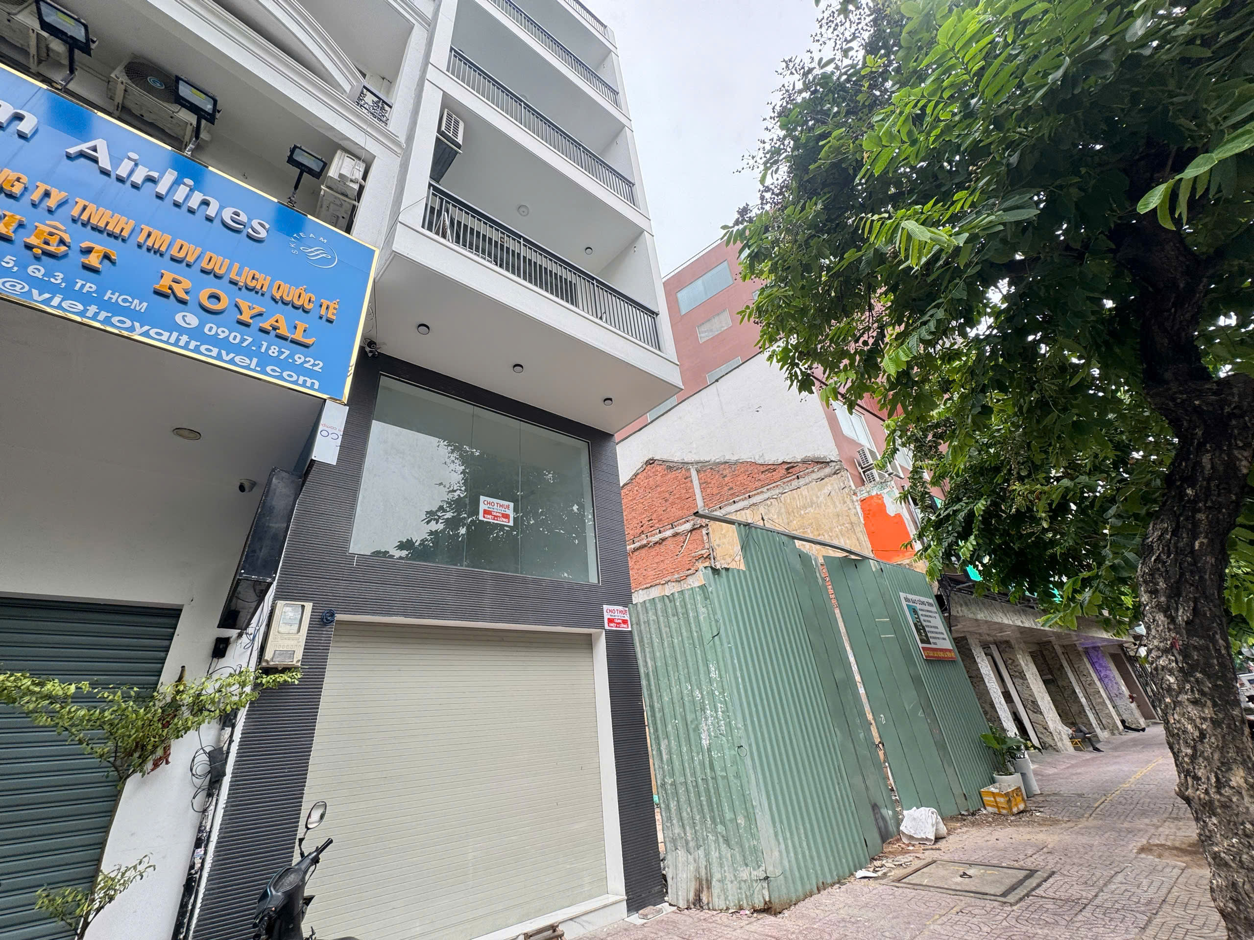 NGANG LỚN HIẾM 7,7M*24M - 1 HẦM 8 TẦNG - BÁN NHÀ MẶT TIỀN Đ. NGUYỄN ĐÌNH CHIỂU, Q.3 * LIÊN HỆ GIANG GIANG: 0938676685