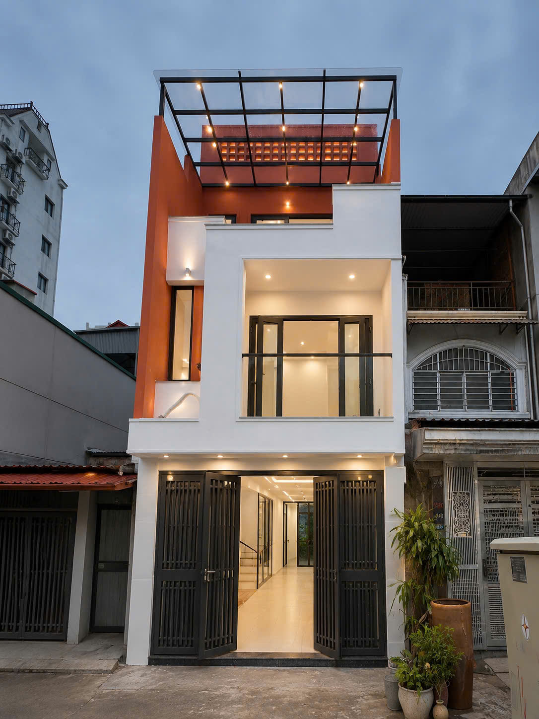 CHO THUÊ MBKD TẦNG 1 NHÀ MẶT PHỐ ĐẶNG THAI MAI, P QUẢNG AN( CŨ ), TÂY HỒ, HÀ NỘI GIÁ 35TR