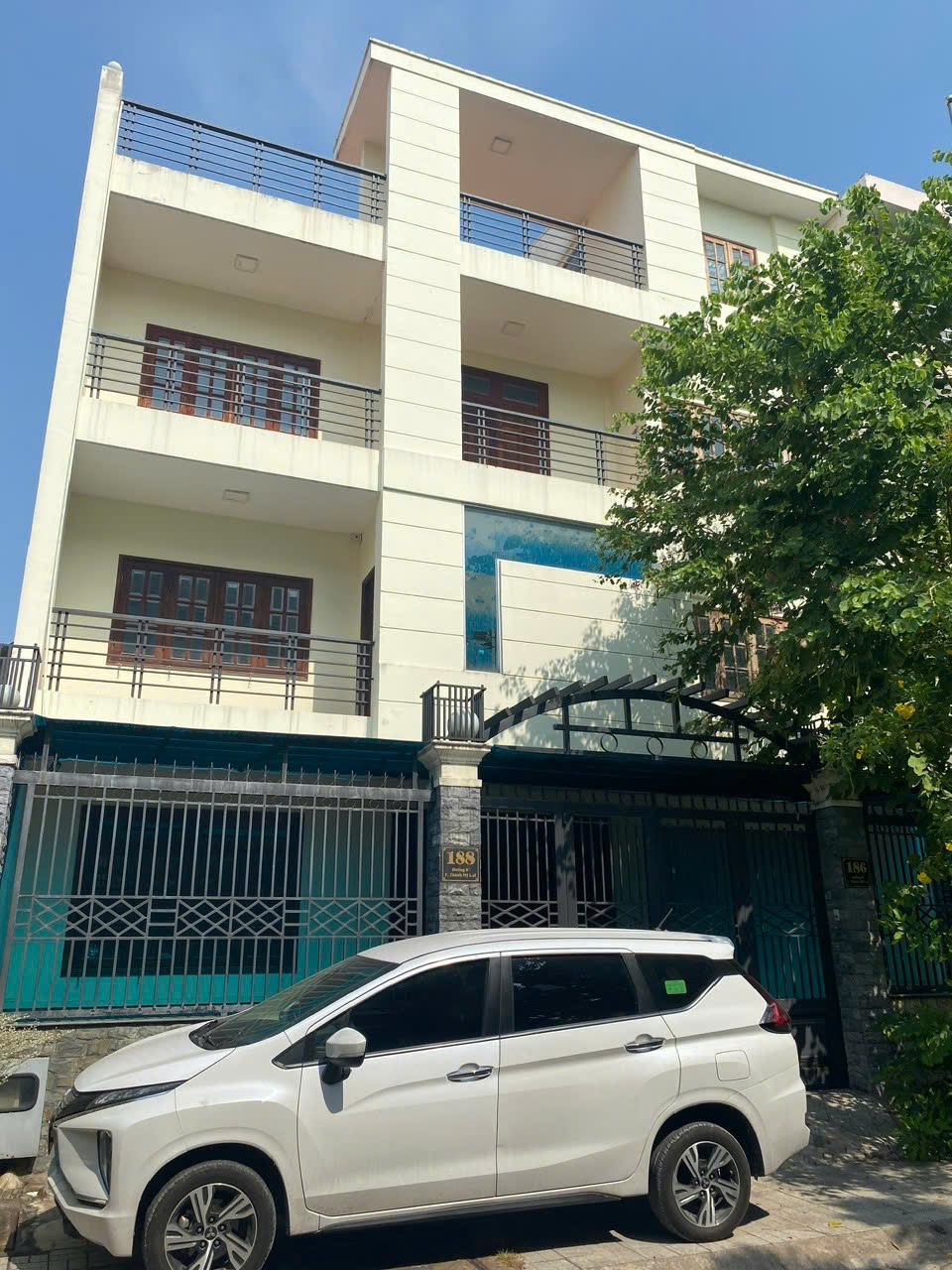 Chính chủ bán nhà Phạm Công Trứ, P.Thạnh Mỹ Lợi, TP.Thủ Đức - Diện tích : 12 x 18m - Công nhận 216m2 - Kết cấu : 4 Tầng -30 tỷ