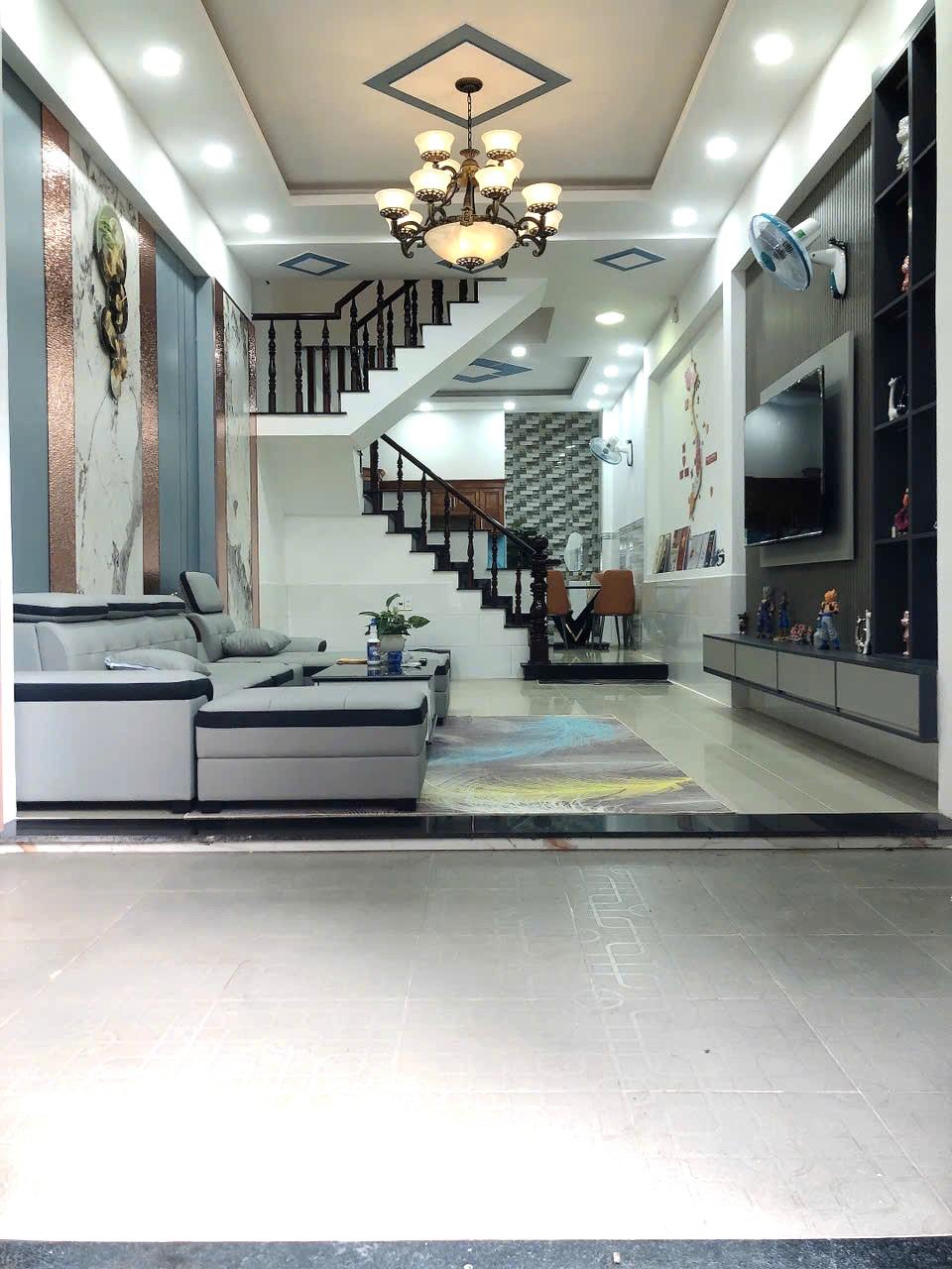 BÁN NHÀ, SÁT CELADON CITY TÂN PHÚ, BÌNH HƯNG HÒA, BÌNH TÂN - HXT - DIỆN TÍCH 58M2 - 3 TẦNG - SỔ HỒNG - NHỈNH 6 TỶ