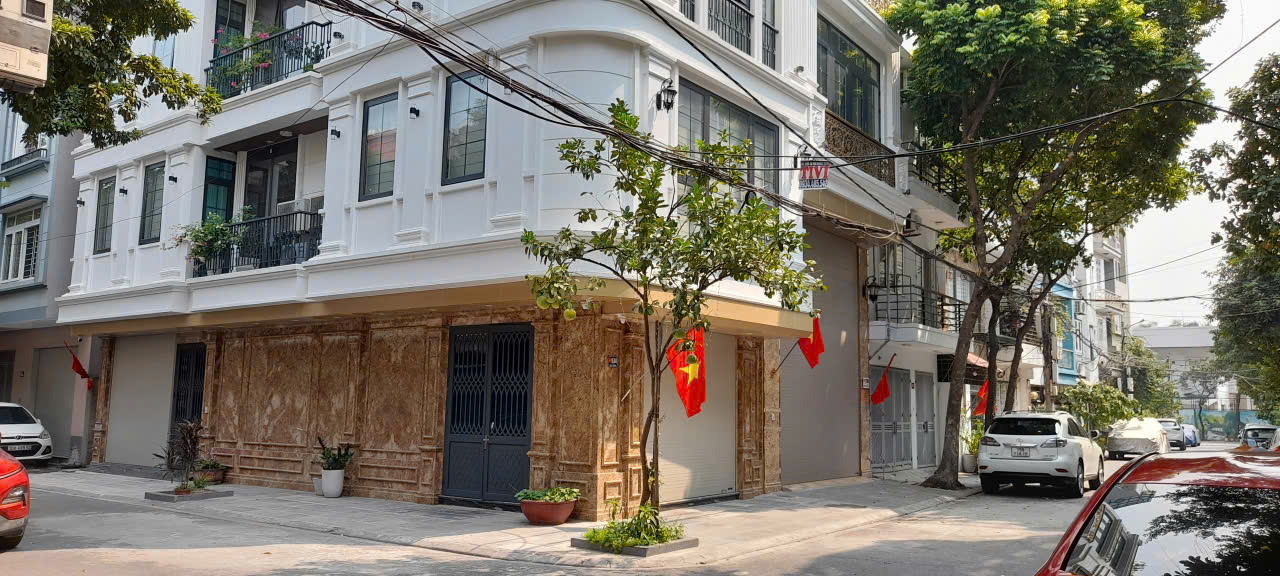 CHO THUÊ NHÀ LÀM VĂN PHÒNG TẠI LONG BIÊN, HÀ NỘI – NHÀ MỚI XÂY, 2 MẶT TIỀN, Ô TÔ TRÁNH NHAU