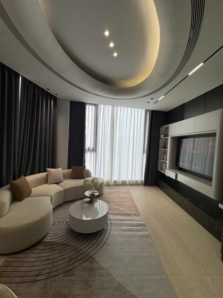 Bán nhà Ngọc Thụy 37m 6 tầng thang máy MT 5m gara ô tô hơn 14 tỷ