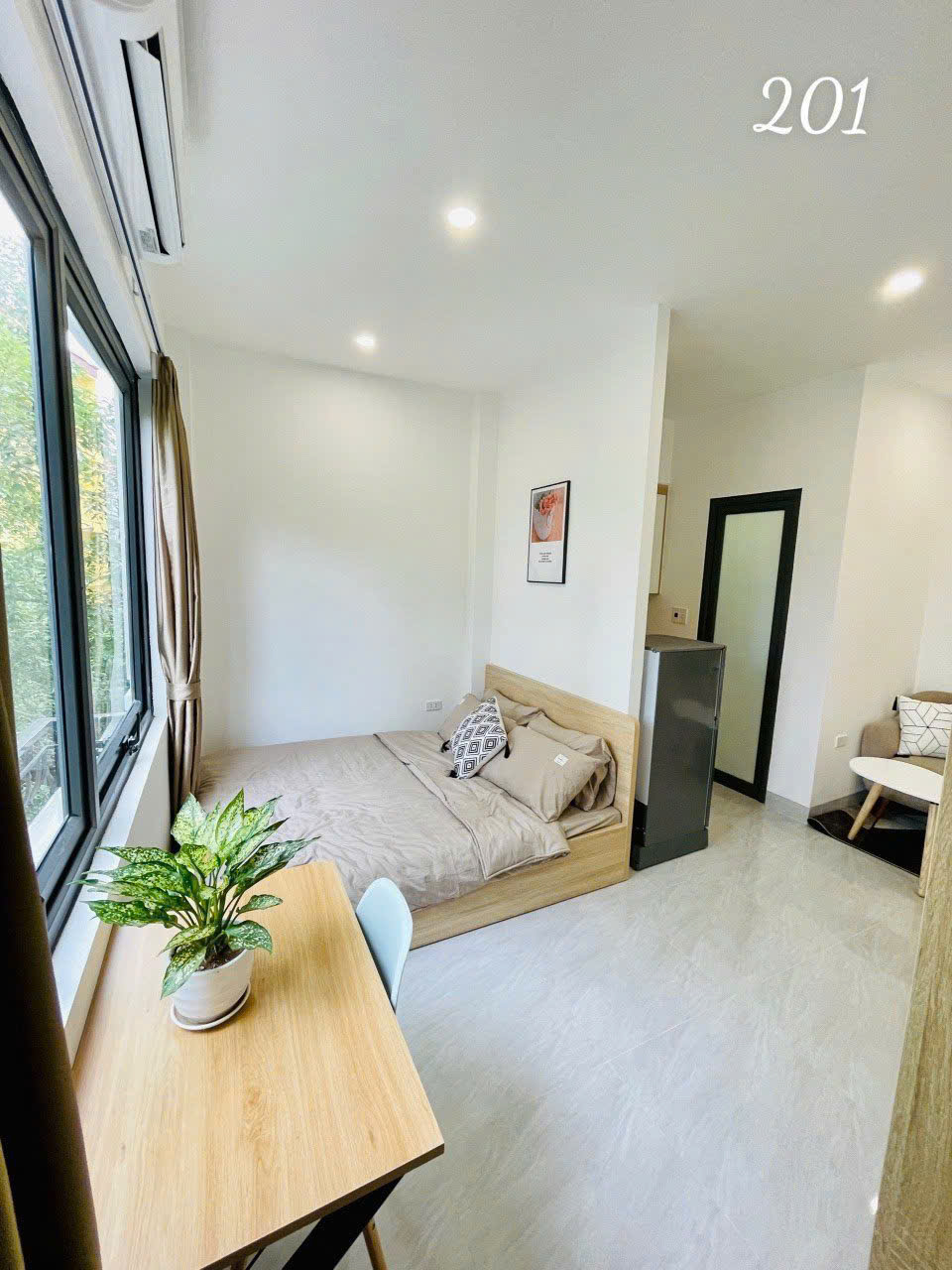 Cho Thuê Ccmn đẹp cửa sổ thoáng Trần Đại Nghĩa , Hai Bà Trưng