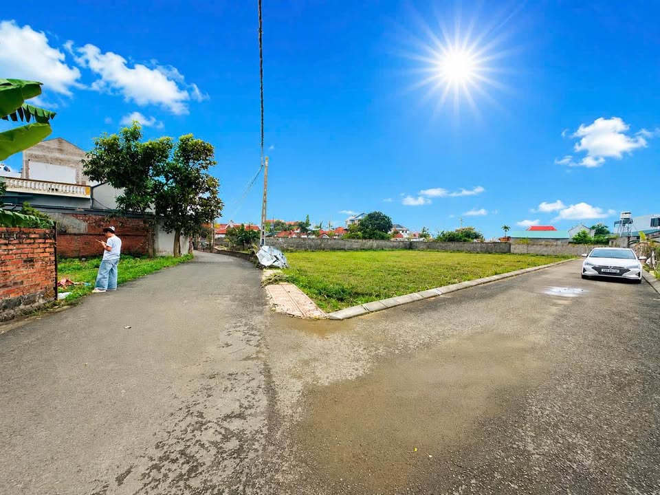 100M2 LÔ GÓC GẦN ĐƯỜNG ĐÔI & GA METRO – TIỀM NĂNG TĂNG GIÁ CAO