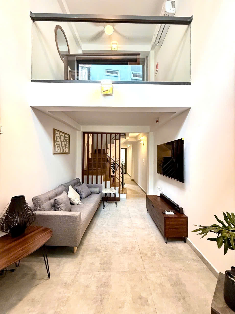 5 Tỷ nhỉnh: VĨNH VIỄN P.Vườn Lài Quận 10, 33m2, 4 tầng 4 Phòng ngủ Full nội thất Ở ngay 0933910039