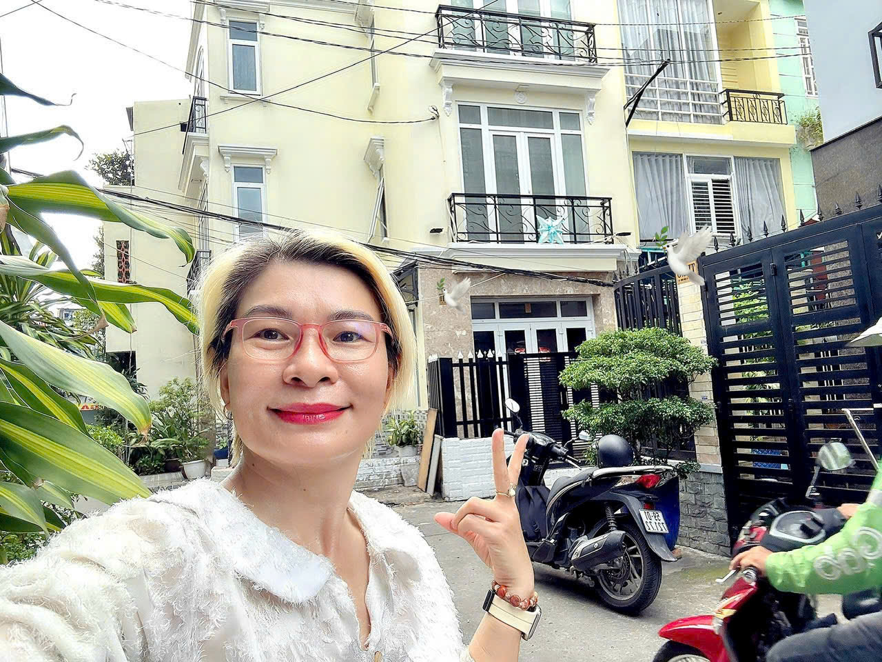 BÁN SIÊU PHẨM MUA 1 ĐƯỢC 2 - HXH Đ.VÕ VĂN KIỆT & TRẦN HƯNG ĐẠO, QUẬN 1 - 74M2 - NGANG 7M*11M