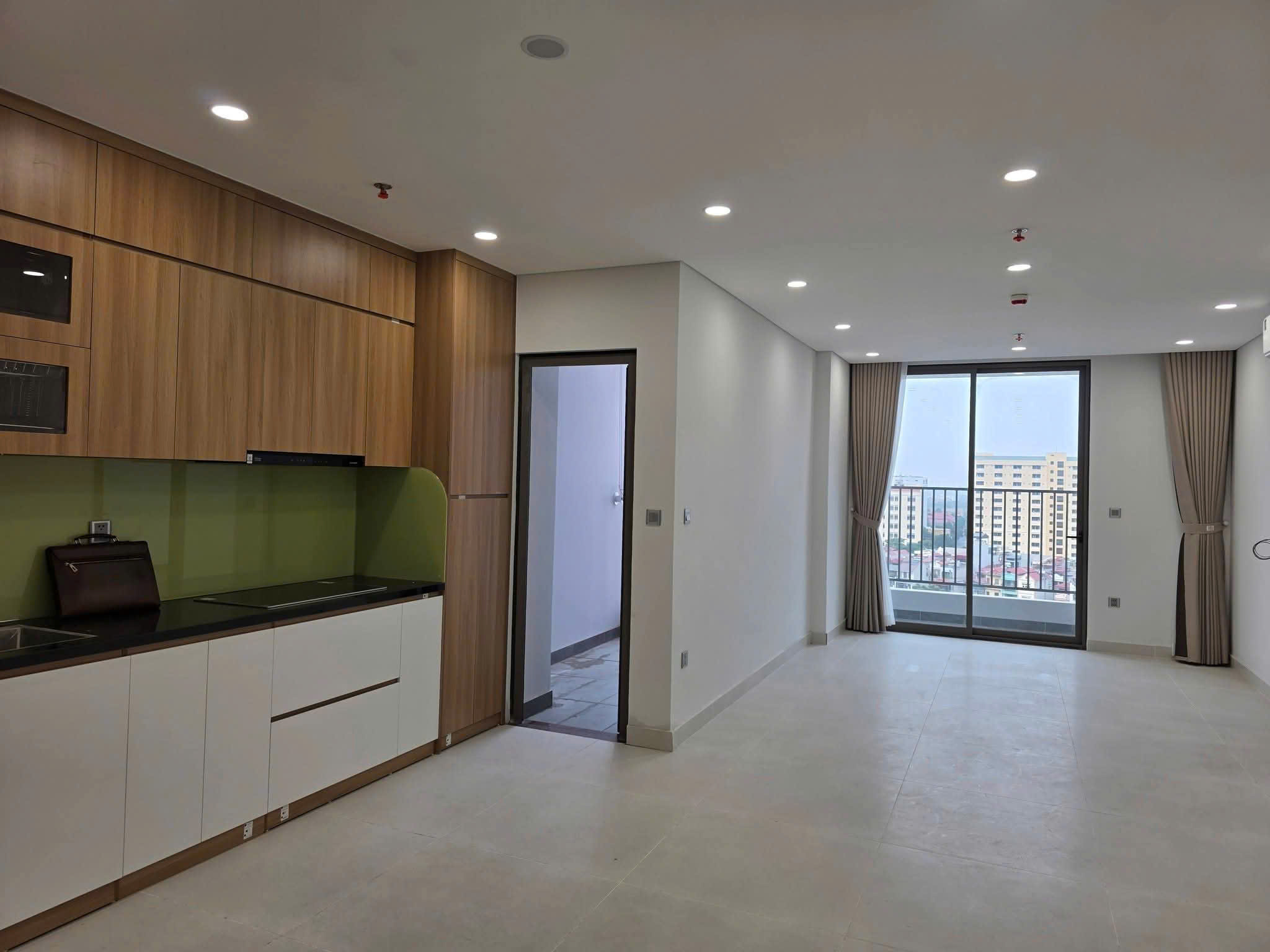 CHO THUÊ CĂN HỘ CAO CẤP – KHAI SƠN LONG BIÊN