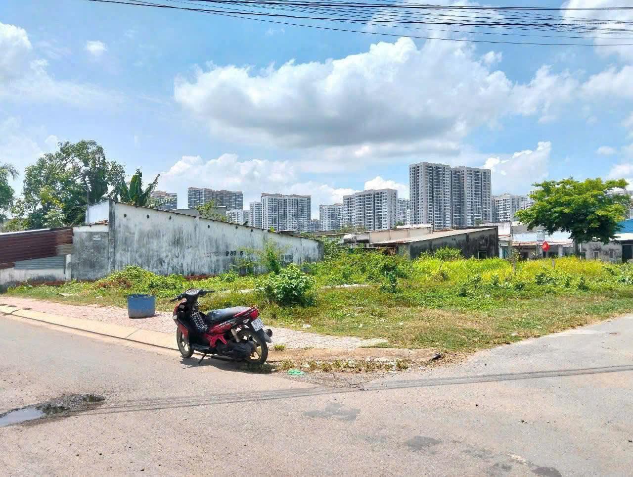 BÁN ĐẤT MẶT TIỀN ĐƯỜNG 32 – LONG THẠNH MỸ – VỊ TRÍ ĐẸP GẦN VINHOMES GRAND PARK – SỔ HỒNG RIÊNG