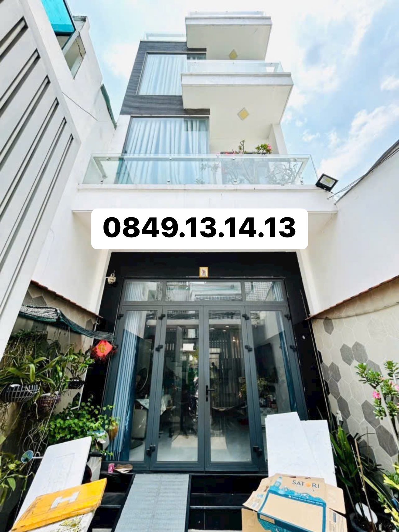 NHÀ MỚI 4 TẦNG - 4.2x 20 - THIẾT KẾ HIỆN ĐẠI - PHỐ VIP KIỀU ĐÀM Q7 HẺM XE HƠI THÔNG - KHU VIP HIM LAM Q7 giá 13,5 tỷ LH Tâm nhà đẹp : 0849131413