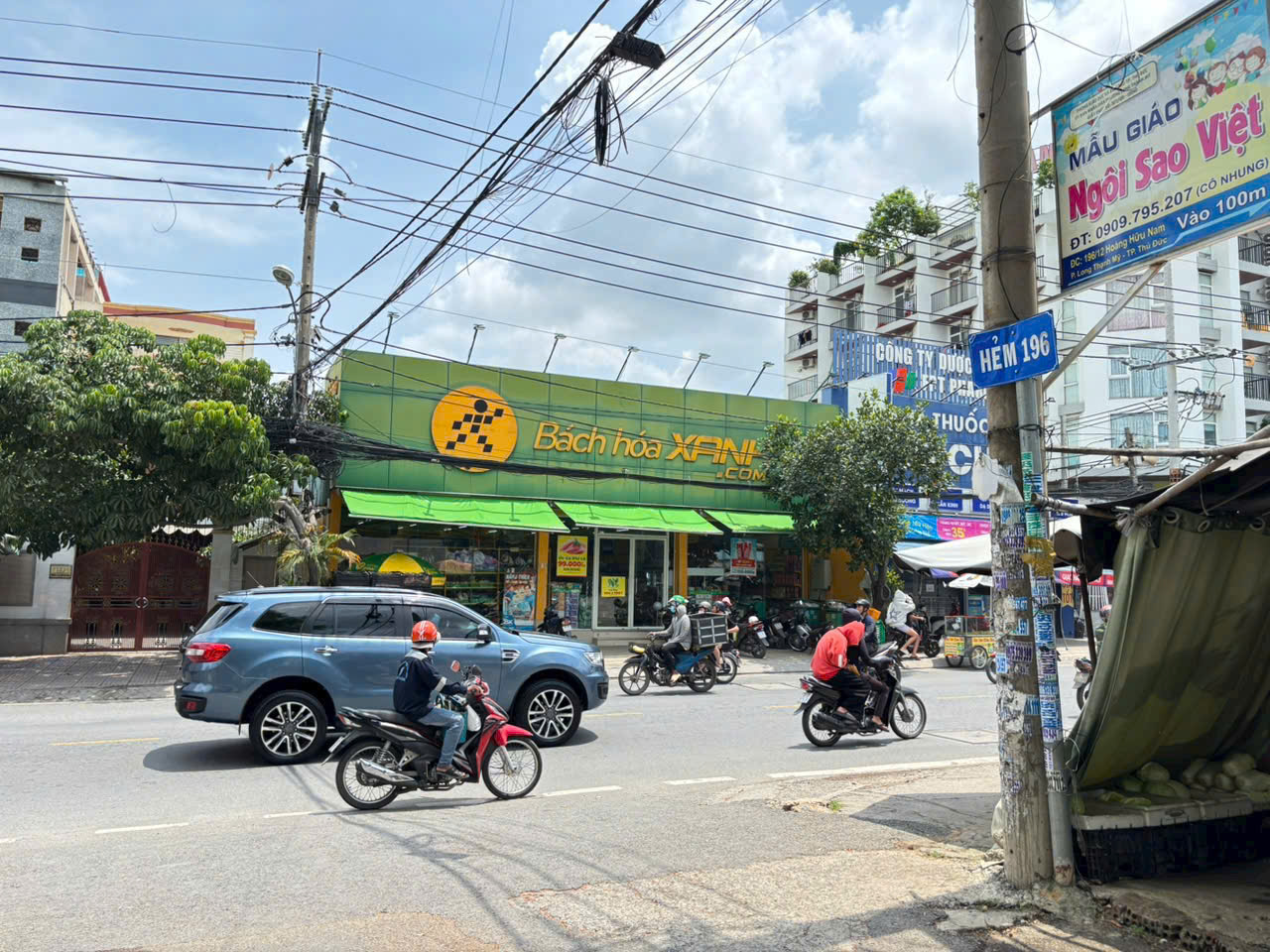 Nhà 2 tầng mới đẹp, 65m2, 1 xẹt Hoàng Hữu Nam, giá 4 tỷ nhỉnh