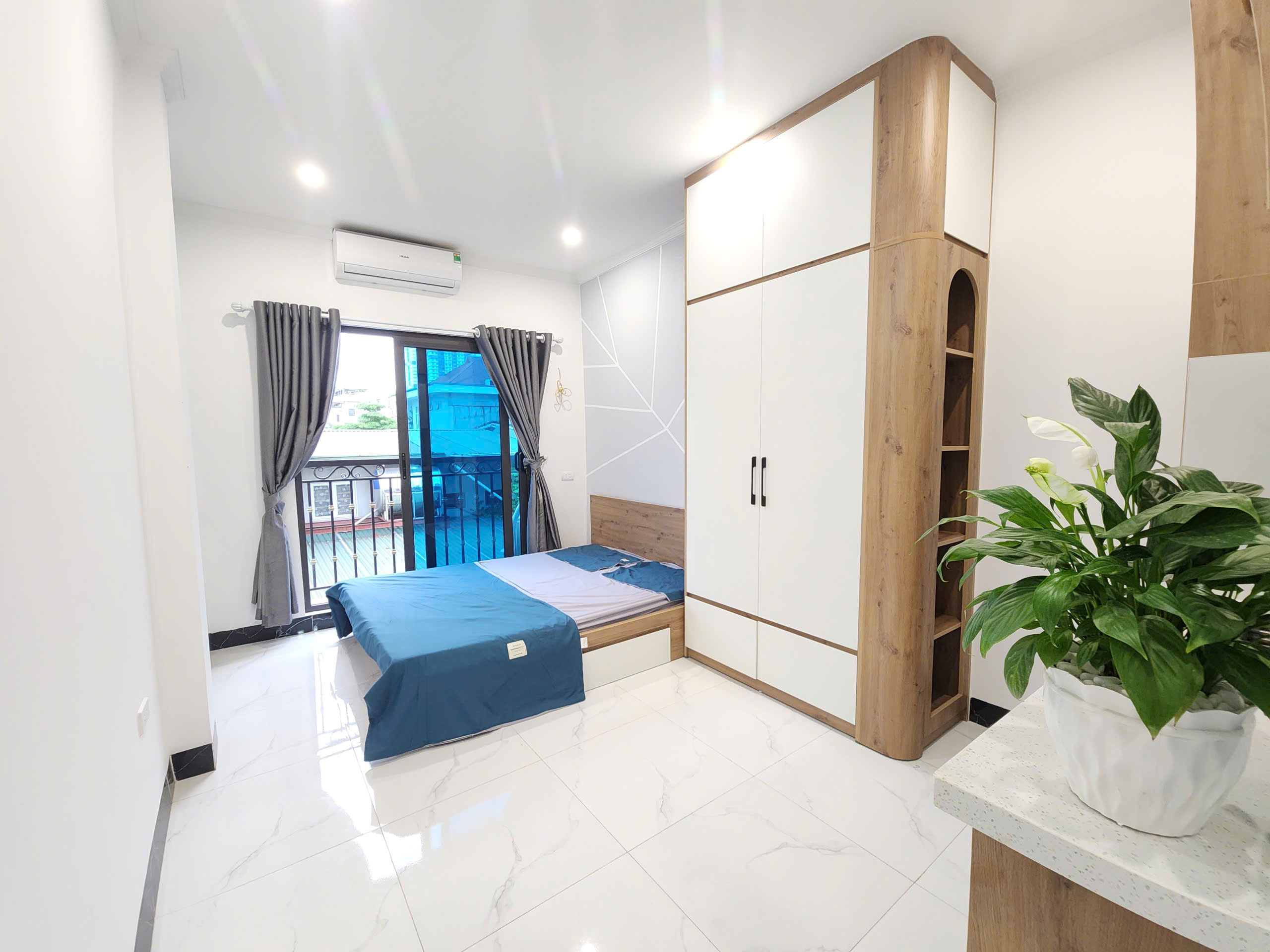 Cho Thuê Ccmn Cực đẹp ban công thoáng Ngõ 162 Khương Trung, Thanh Xuân