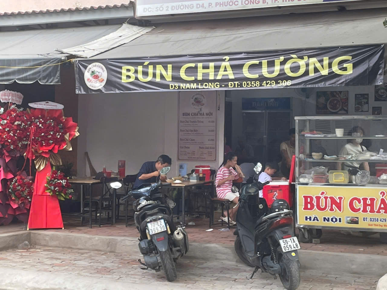 SANG RẺ CHỈ 39 tr, QUÁN BÚN CHẢ ĐẸP LẮM ! Mb ngang 8m x 10m , Mb thuê rẻ 7,5 tr / tháng, KDC Nam Long, Tel : 0358429306 ( Chính chủ )