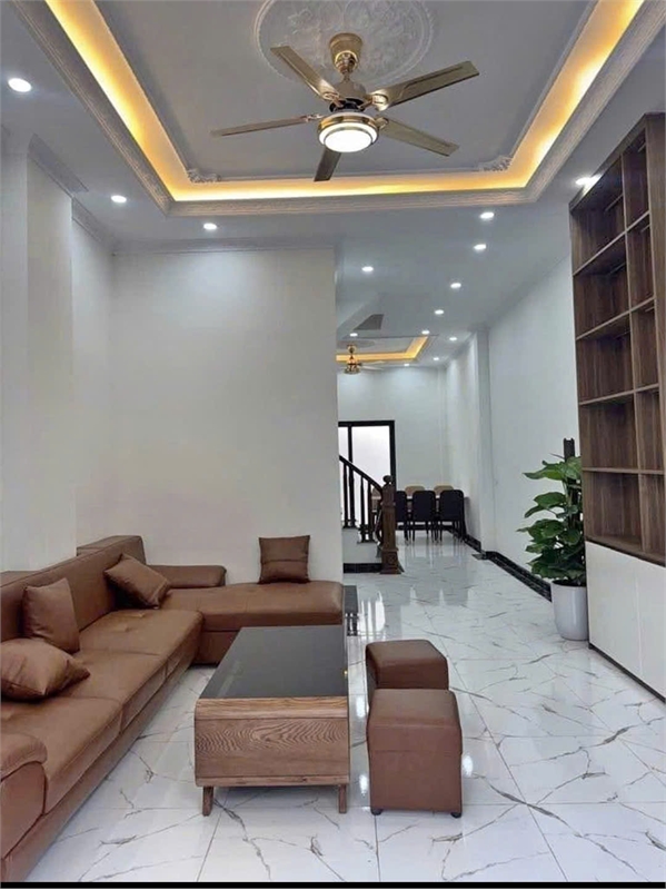 BÁN NHÀ PHỐ TRẠM – TƯ ĐÌNH – 50M² – 5 TẦNG – 4 NGỦ – FULL NỘI THẤT – 8,15 TỶ – GẦN Ô TÔ