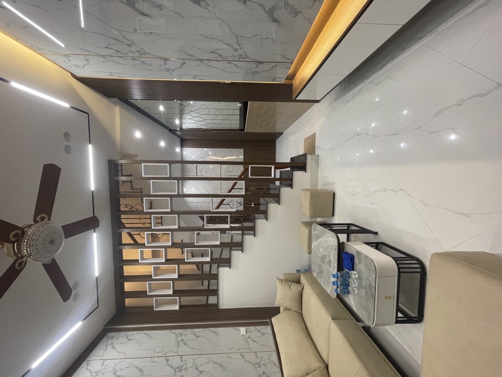 Trần Khát Chân – 40m – 5 Tầng – Giá 8,1 Tỷ