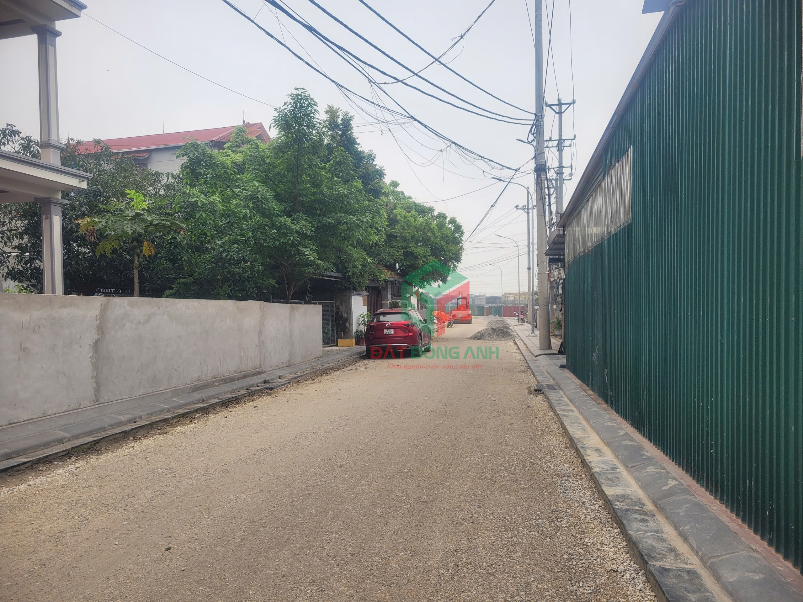 BÁN ĐẤT 76.9M2 LỖ GIAO VIỆT HÙNG ĐÔNG ANH - CỔNG SVĐ QUỐC GIA
