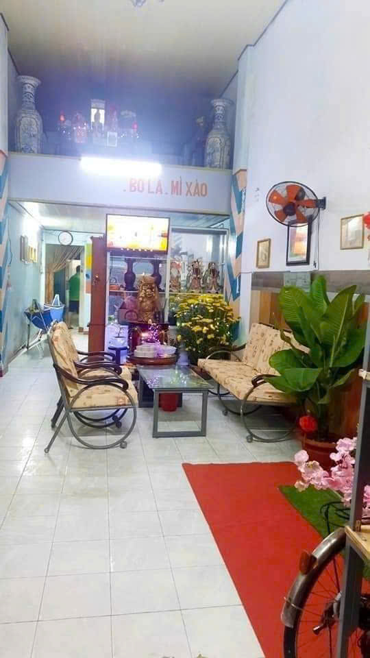 bán nhà cấp 4 mặt tiền dã tượng Vĩnh Nguyên Nha Trang
Vị trí đắc địa – khu dân cư sầm uất, kinh doanh tốt
  Diện tích: 86m² (ngang 3,6m) Giá bán: 11 tỷ Liên hệ ngay : e Trang