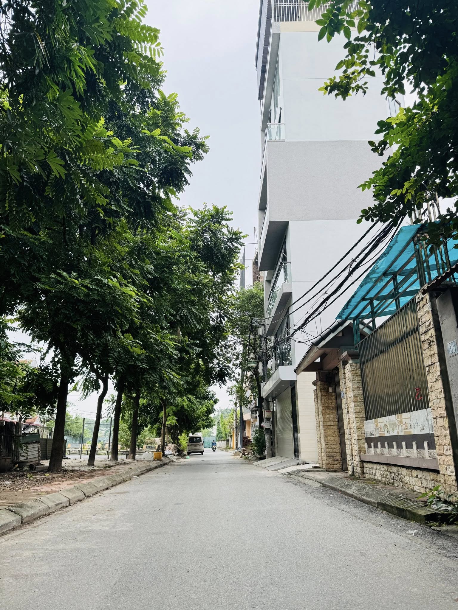 DÂN XÂY PHỐ THẠCH BÀN LONG BIÊN 75M2, MT4.5M VỈA HÈ, KINH DOANH - NHỈNH 20 TỶ