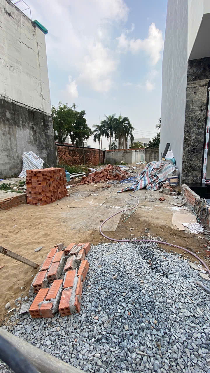 Bán đất thổ cư đường 102, Tăng Nhơn Phú A,  Q9, Thủ Đức, TP HCM.DT 120m2, Sổ Đỏ, 5.99 tỷ, LH: 0933125879