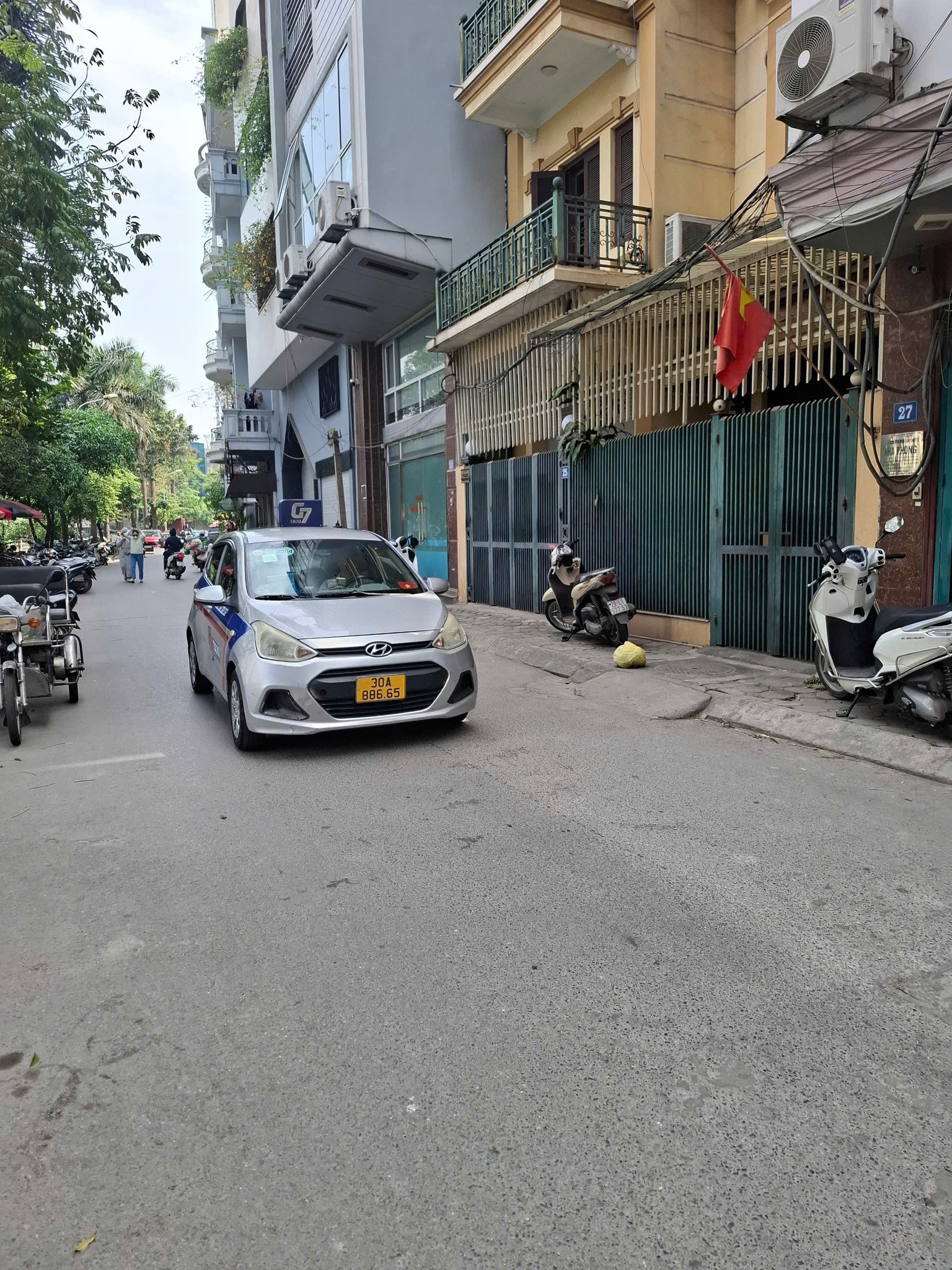 Nguyễn Hữu Thọ, 48m 5 tầng, đúng long mạch chiêu tài độc nhất, phân lô, ô tô tránh đỗ, vào nhà