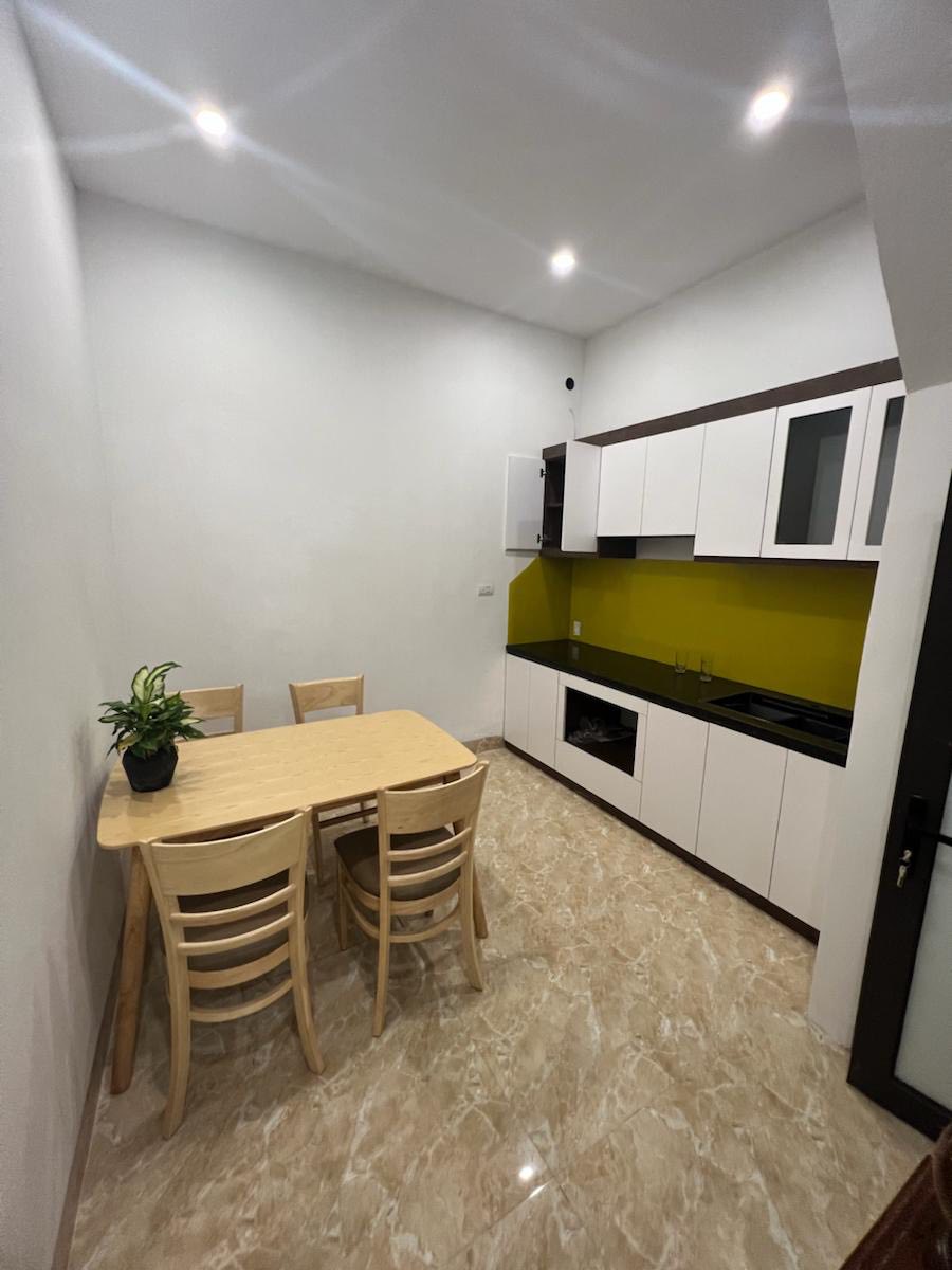 BÁN GẤP nhà gần Q1 - 51m2 ( 4.2x12 ) - 3 tầng - 3 PN - gần MT - sổ A4 - Chỉ 5.X