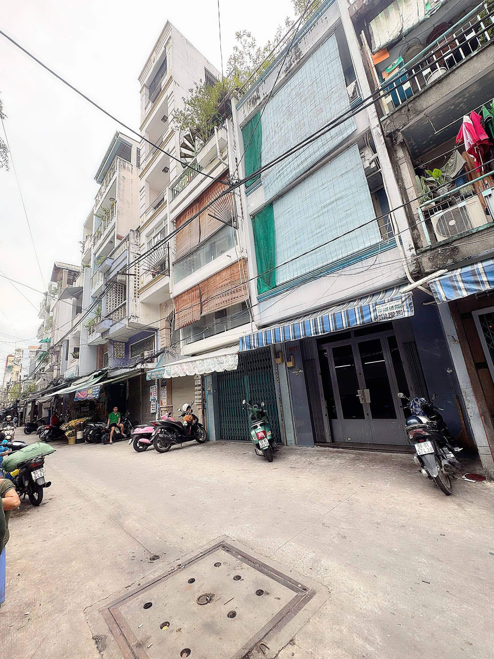 VỊ TRÍ SIÊU ĐẸP - MẶT TIỀN HXH 8M Đ. NGUYỄN ĐÌNH CHIỂU, QUẬN 3 - CÁCH 3 CĂN RA MẶT TIỀN VÕ VĂN TẦN * LH GIANG GIANG:0938676685