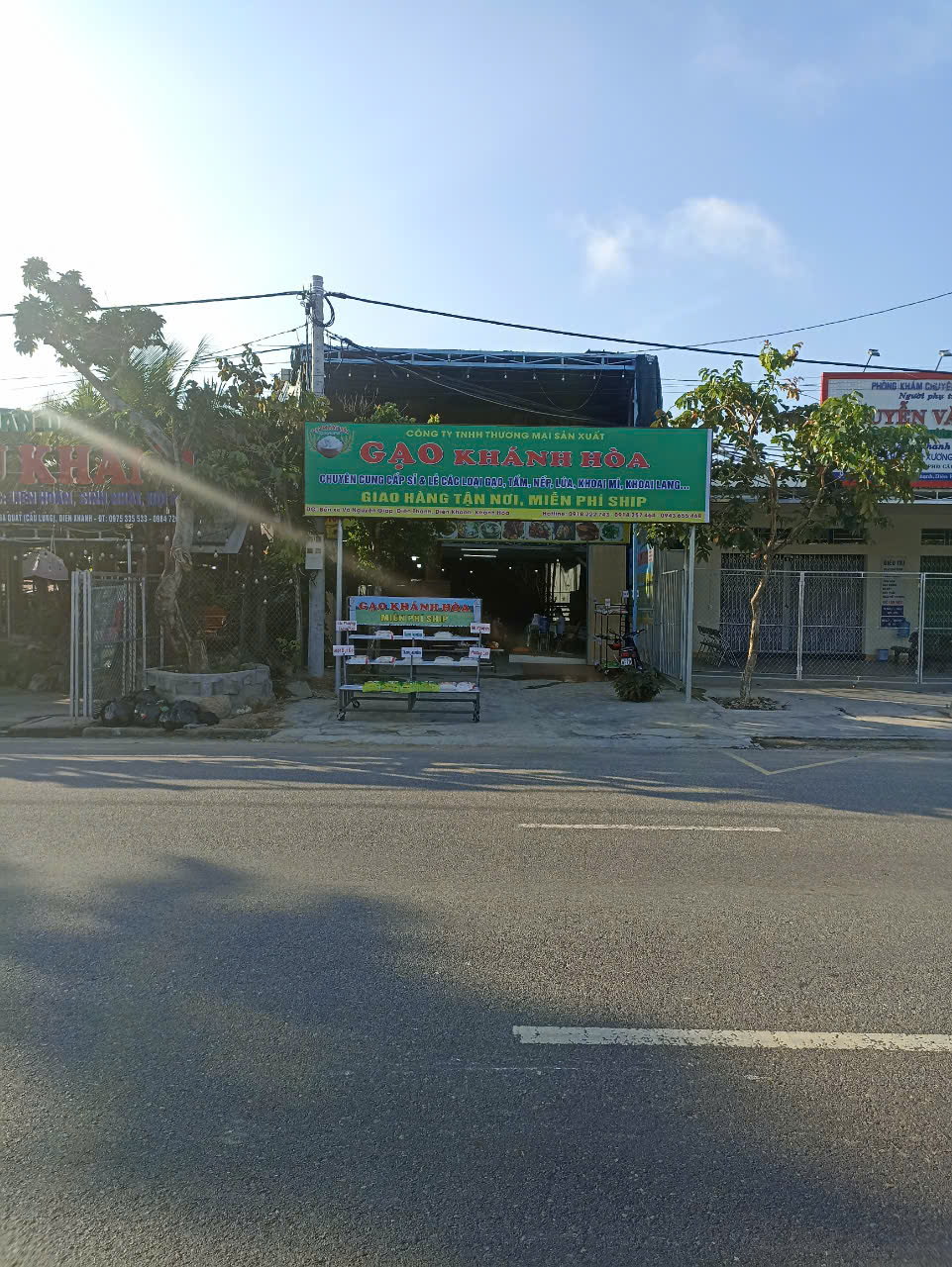 Kẹt tiền cần bán lại lô đất tiềm năng .
Mặt tiền Võ Nguyên Giáp .
 Dtich 213,7m2, Giá bán: 8,5 tỷ