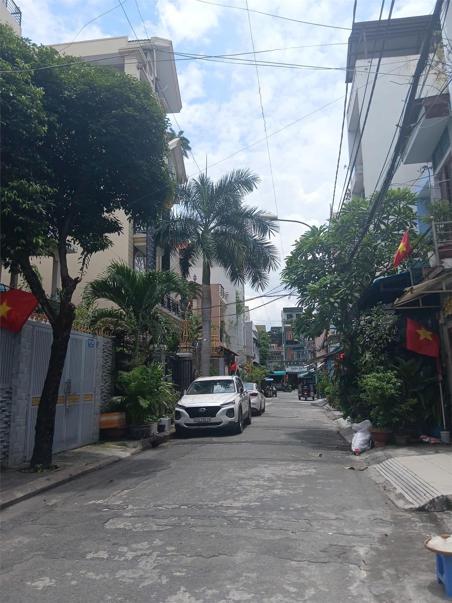 VỊ TRÍ VÀNG - OTO CẤT VÀO NHÀ - GÒ DẦU ,TÂN PHÚ - NGANG RỘNG 5,3M - SỔ HỒNG CHÍNH CHỦ, GIÁ CHỈ HƠN  8 TỶ