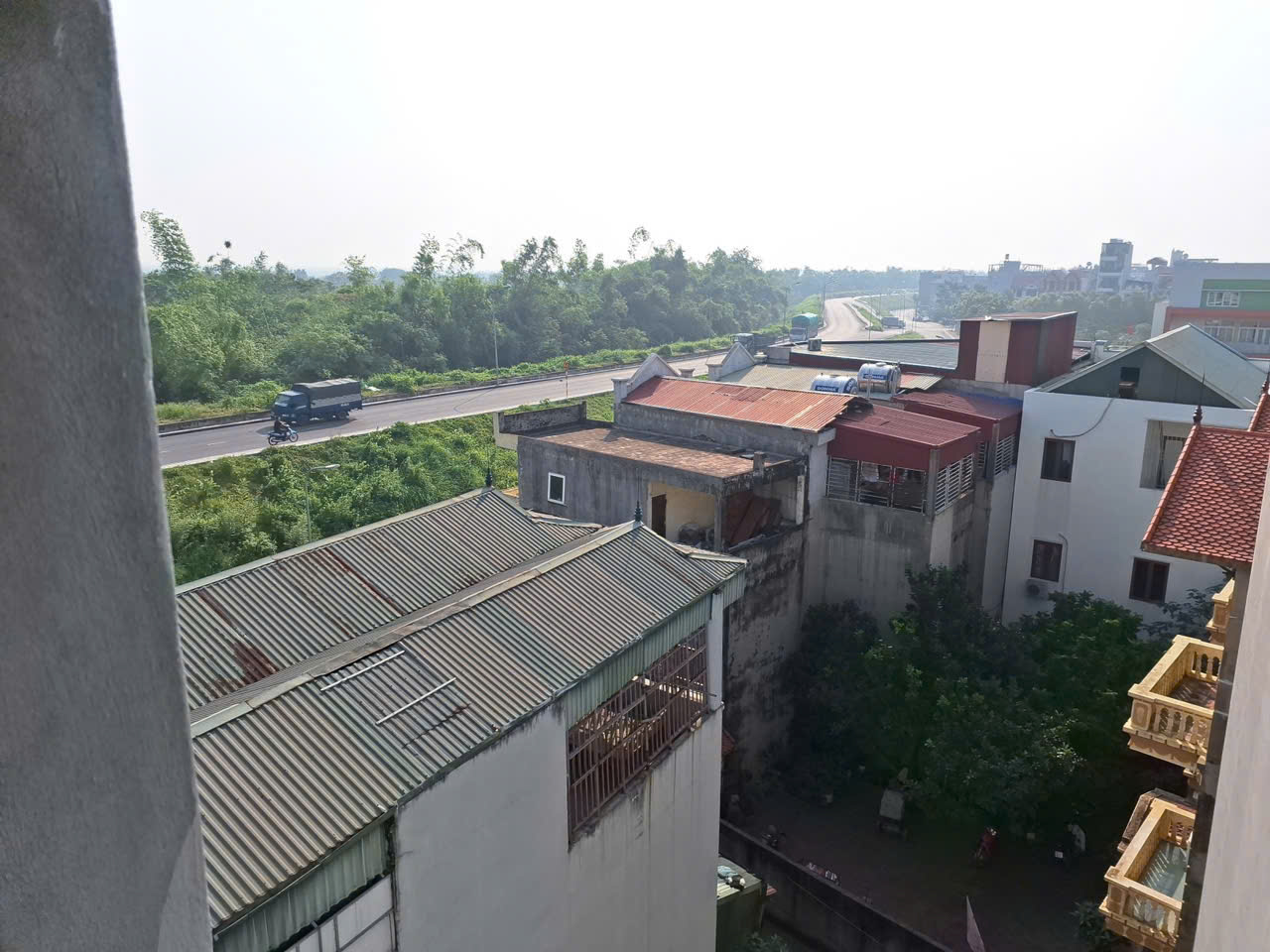 NHÀ MỚI KOONG – 6 TẦNG THANG MÁY – VỈA HÈ, Ô TÔ TRÁNH – VIEW TRƯỜNG HỌC VĨNH VIỄN
???? Phúc Lợi (X3 Đê Vàng), Long Biên – 52m², MT 4.6m – Giá 11 tỷ
