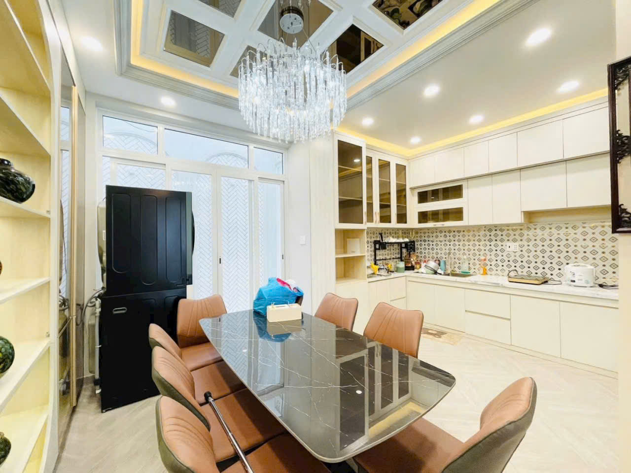 Bán biệt thự mini nội thất cao cấp hẻm Huỳnh Tấn Phát Quận 7 – gần Phú Mỹ Hưng