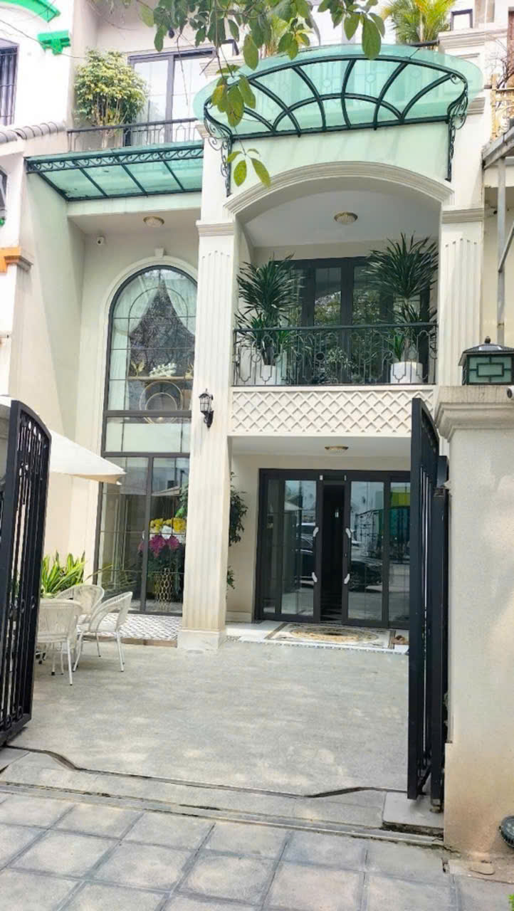 Lê Trọng Tấn 120m, nở hậu thế đất tựa sơn hướng thủy, thiết kế tâm huyết