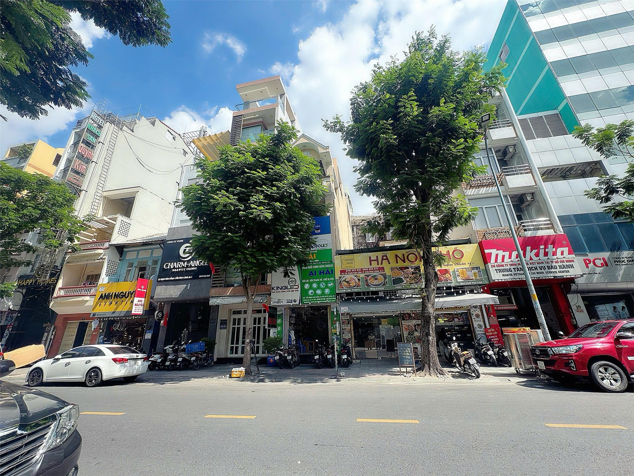HIẾM NHÀ BÁN - MẶT TIỀN KINH DOANH ĐƯỜNG TRỊNH VĂN CẤN, P.CẦU ÔNG LÃNH, QUẬN 1 - NGANG 5M * 16M SỔ CHUẨN ĐẸP